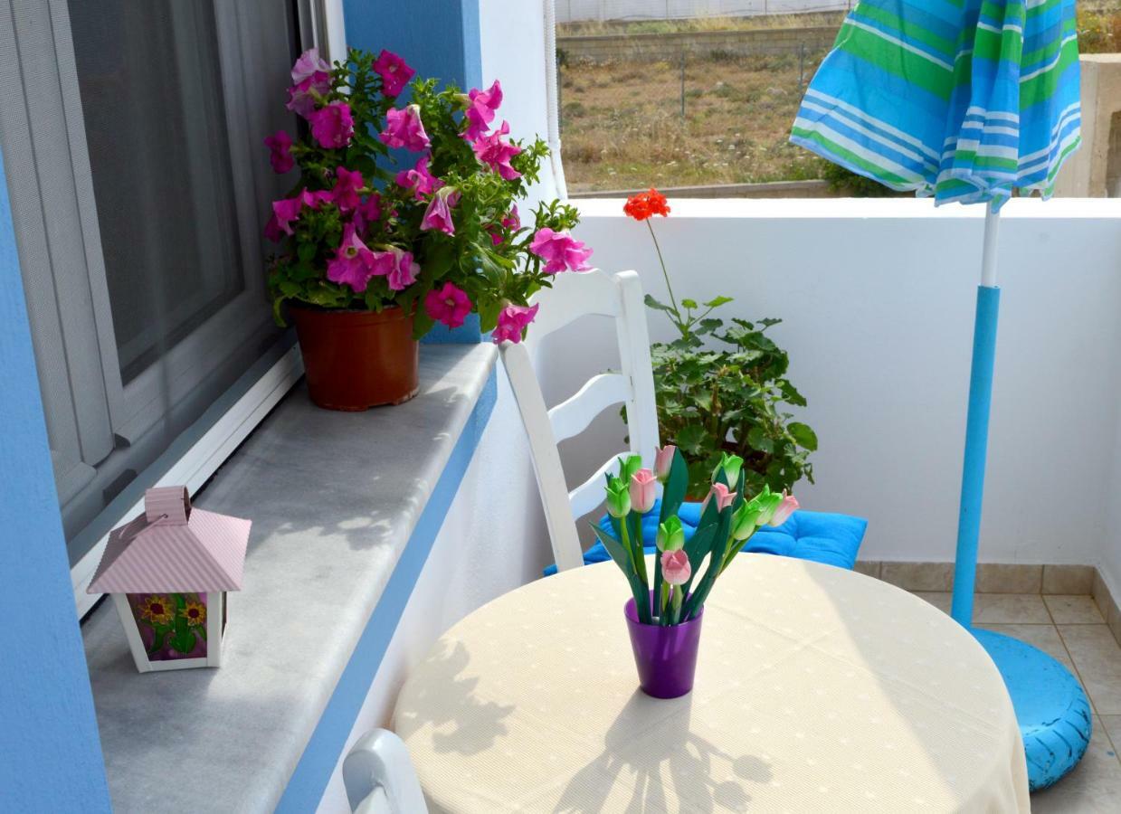 Meltemi Beach Apartments Milatos Exterior foto